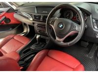 BMW X1 2.0 วิ่ง 80000 KM ปี2013 ขาว เบาะแดง รูปที่ 6